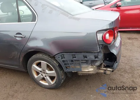 2008 Volkswagen Jetta Se/Sel из США, поврежденный, VIN 3VWRM71K98M054732